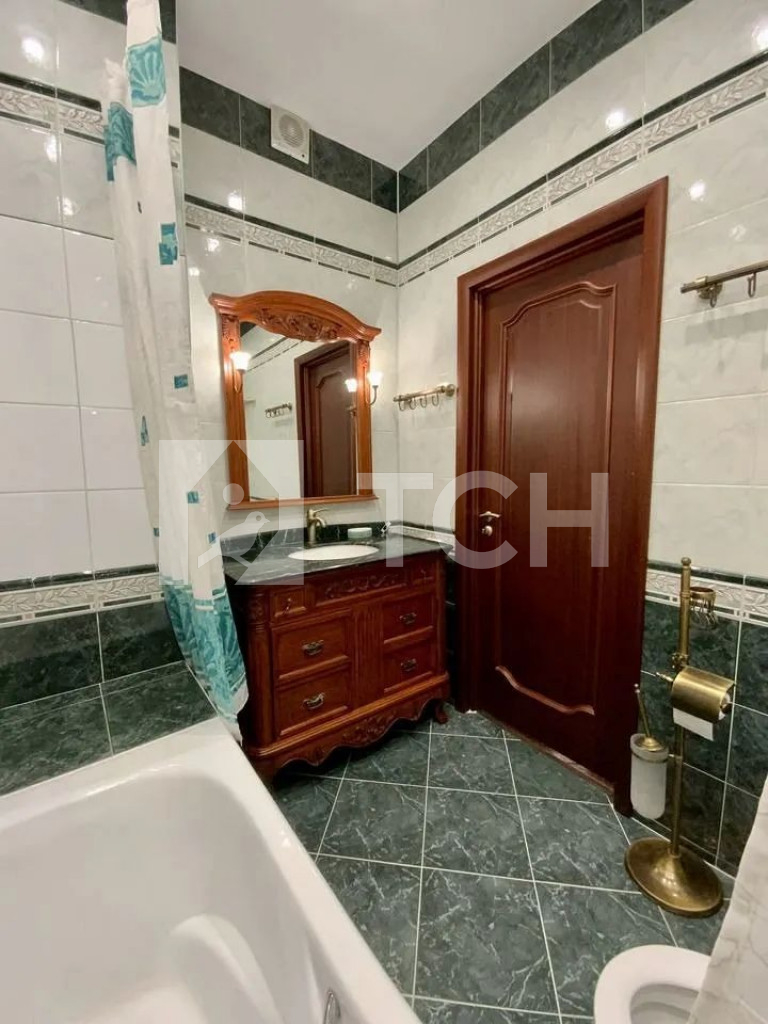 4-комн. Квартира, Москва, улица Авиаконструктора Микояна, 14к2, #id469559 —  купить по цене 150 000 руб.