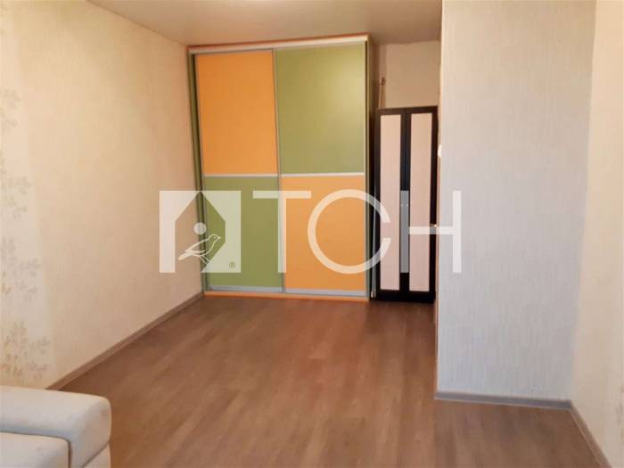 1-комн. квартира, Свердловский, ул Строителей, 8 #id272123
