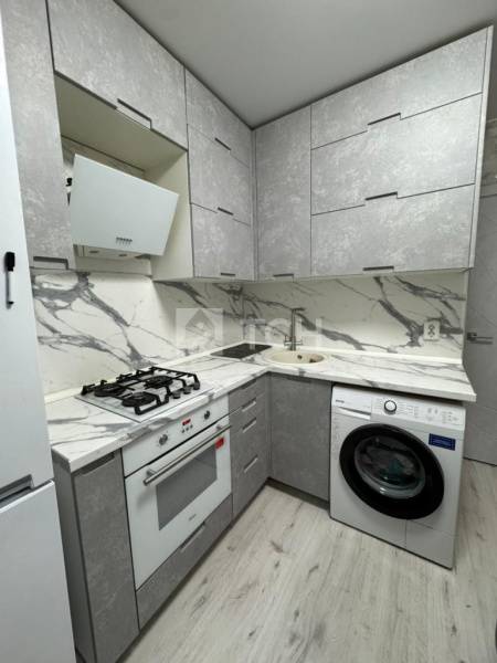 1-комн. квартира, посёлок городского типа Лесной, улица Титова, 3, #id1859285