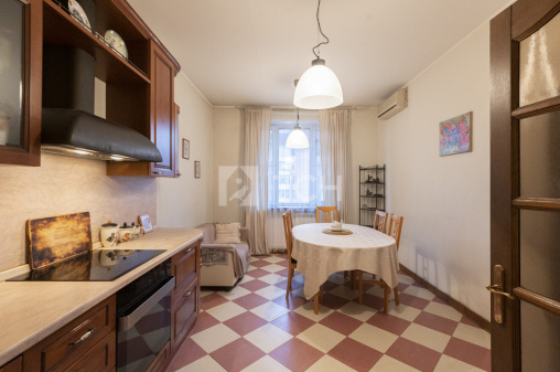 4-комн. квартира, Королёв, улица Маяковского, 4, #id1334786