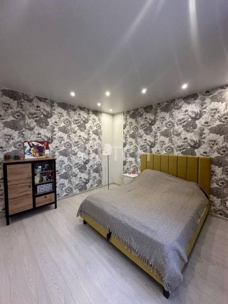 1-комн. квартира, посёлок городского типа Свердловский, Заречная улица, 13, #id1919697