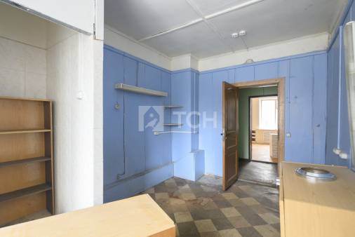 Коммерческая недвижимость, посёлок городского типа Свердловский, Центральная улица, 1, #id1979257