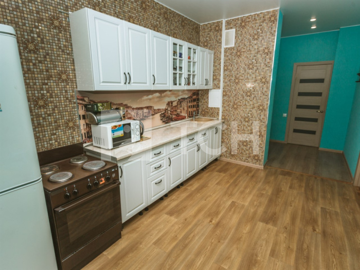 2-комн. Квартира, рабочий посёлок Свердловский, Заречная улица, 8, #id358894