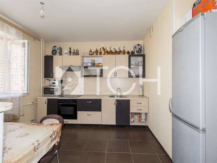 3-комн. квартира, Аничково, ул без улицы, 8 #id250592