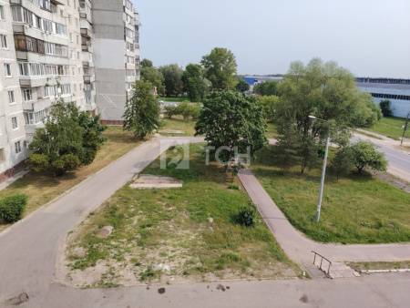 4-комн. квартира, деревня Давыдово, Заводская улица, 2, #id1620783