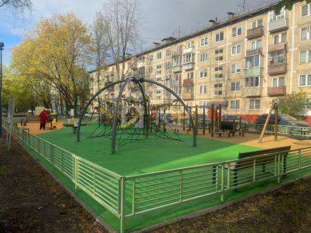 2-комн. квартира, дачный посёлок Загорянский, улица Ватутина, 33, #id1581299