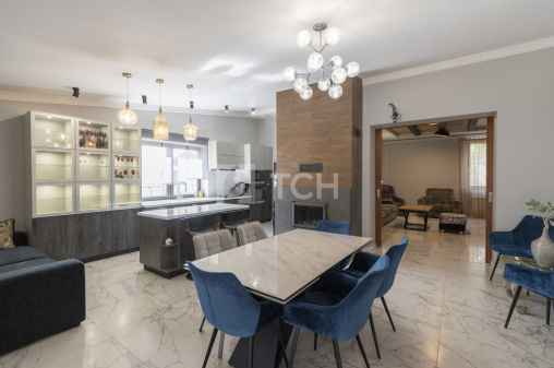 Дом, г.о. Пушкинский, коттеджный посёлок Новое Бортнево, Российская улица, #id1241435