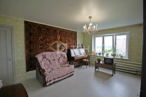 3-комн. квартира, Лосино-Петровский, Первомайская улица, 5, #id1144826