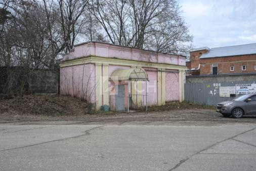 Коммерческая недвижимость, посёлок городского типа Свердловский, Центральная улица, #id1978498