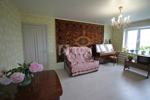 3-комн. квартира, Лосино-Петровский, Первомайская улица, 5, #id1144826