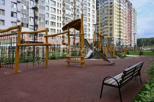 3-комн. квартира, деревня Бородино, Малая Бородинская улица, 3к1, #id1723883