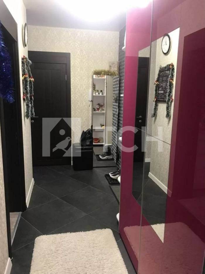 2-комн. Квартира, рабочий посёлок Свердловский, Берёзовая улица, 2, #id542358