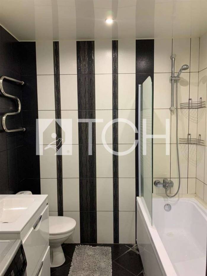 1-комн. квартира, Свердловский, ул Строителей, 2 #id278165
