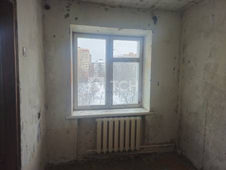 2-комн. квартира, посёлок городского типа Свердловский, Набережная улица, 4А, #id1876500