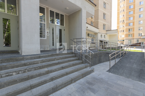 2-комн. квартира, Королёв, улица Тихонравова, 35к7, #id388033