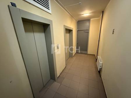 1-комн. квартира, посёлок городского типа Свердловский, улица Строителей, 20, #id1331664