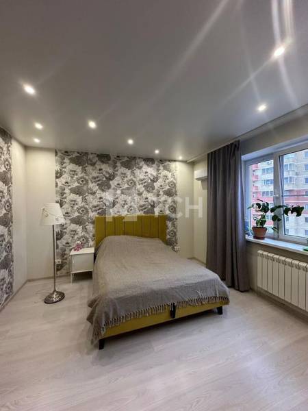 1-комн. квартира, посёлок городского типа Свердловский, Заречная улица, 13, #id1919697