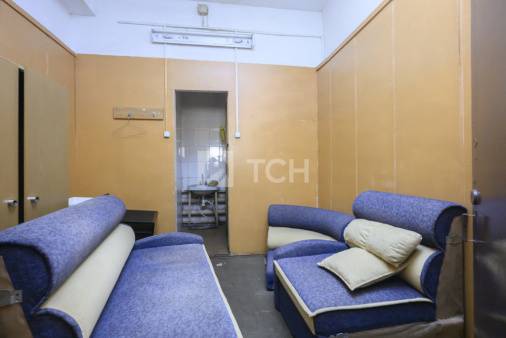 Коммерческая недвижимость, посёлок городского типа Свердловский, Центральная улица, 1, #id1979257