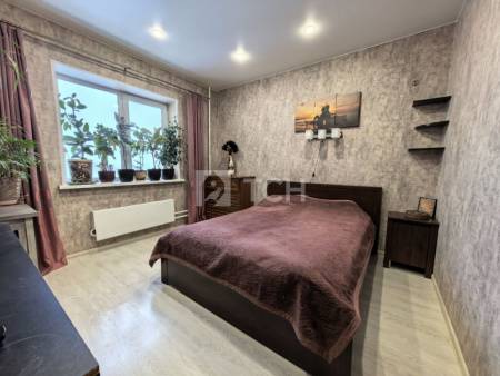 2-комн. квартира, посёлок городского типа Биокомбината, 17Б, #id1876339