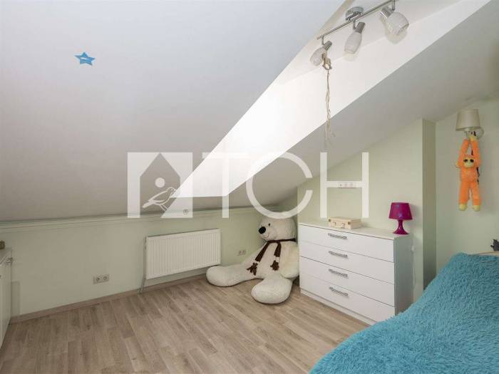 4-комн. квартира, Лесные Поляны, мкр Полянка, 162 #id282687