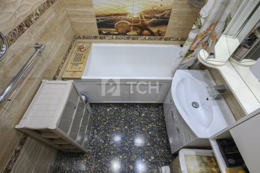 2-комн. квартира, посёлок городского типа Свердловский, Заречная улица, 3, #id1980858