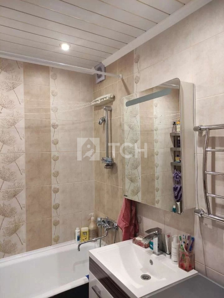 2-комн. квартира, Ивантеевка, Трудовая улица, 22, #id403994