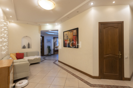 4-комн. квартира, Королёв, улица Маяковского, 4, #id1334786