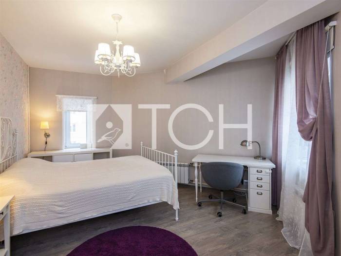 5-комн. квартира, Королев, пр-кт Космонавтов, 41к1 #id270790