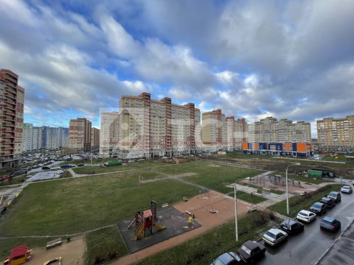 1-комн. Квартира, рабочий посёлок Свердловский, Берёзовая улица, 2, #id537780