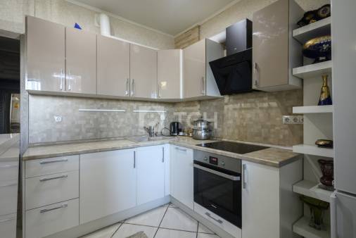 1-комн. квартира, посёлок городского типа Свердловский, Заречная улица, 7, #id1856431