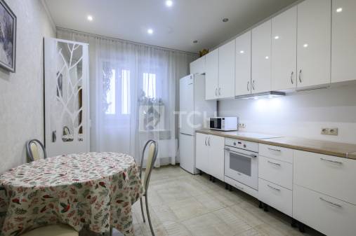 3-комн. квартира, Пушкино, 46, #id1989999