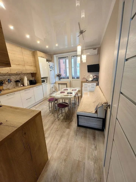 3-комн. квартира, Мытищи, улица Красная Слобода, 13, #id1088435