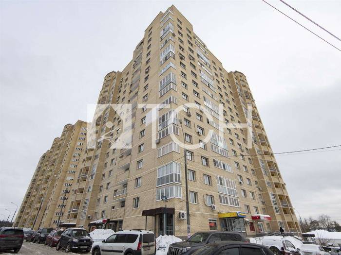 3-комн. квартира, Пироговский, ул Советская, 1В #id299902