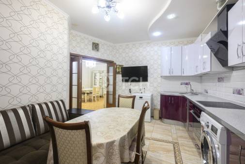 4-комн. квартира, Балашиха, Чистопольская улица, 30, #id1860349