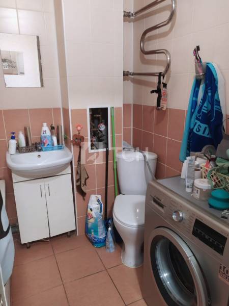 1-комн. квартира, посёлок городского типа Свердловский, Заречная улица, 1, #id1968009