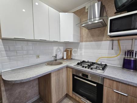 3-комн. квартира, рабочий посёлок Лесной, улица Гагарина, 2А, #id1502654