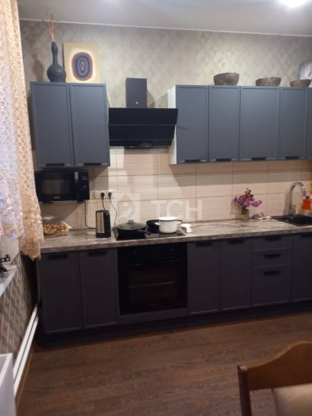 2-комн. квартира, посёлок городского типа Биокомбината, 17Б, #id1876339