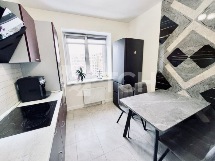 3-комн. Квартира, деревня Пирогово, улица Ильинского, 5, #id359886
