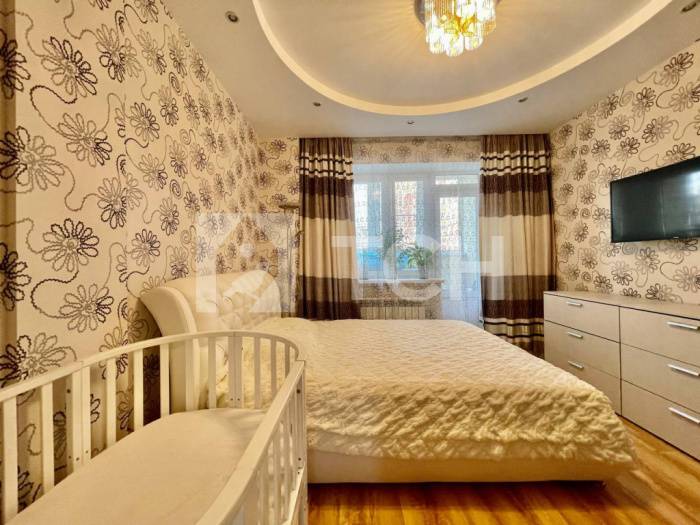 2-комн. Квартира, рабочий посёлок Свердловский, Заречная улица, 3, #id500292