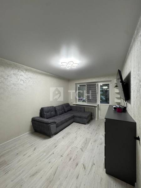 1-комн. квартира, посёлок городского типа Лесной, улица Титова, 3, #id1859285