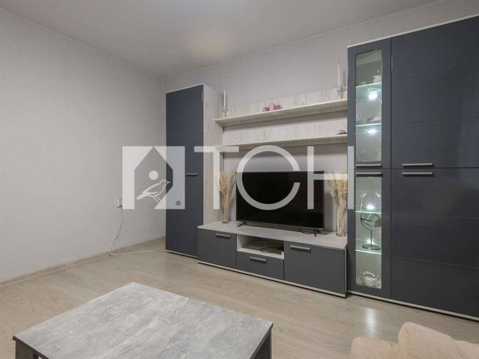 2-комн. квартира, Загорянский, ул Валентиновская, 38 #id293057