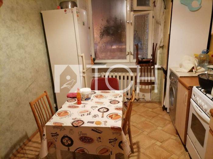 3-комн. квартира, Заветы Ильича, ул Горького, 3 #id274671