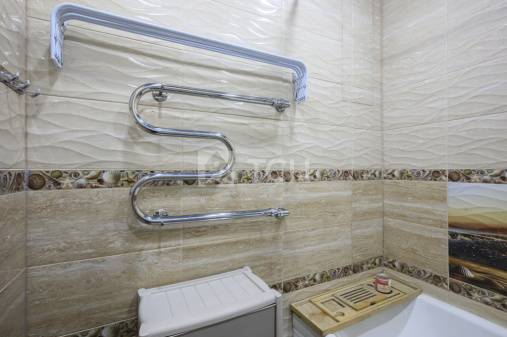 2-комн. квартира, посёлок городского типа Свердловский, Заречная улица, 3, #id1980858