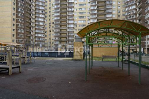 2-комн. квартира, дачный посёлок Зеленоградский, улица Зелёный Город, 3, #id1948317