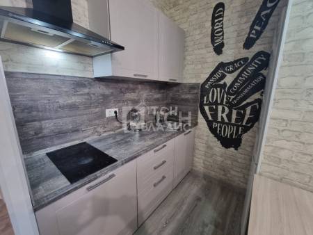 Квартира-студия, посёлок городского типа Свердловский, улица Строителей, 3, #id1990602