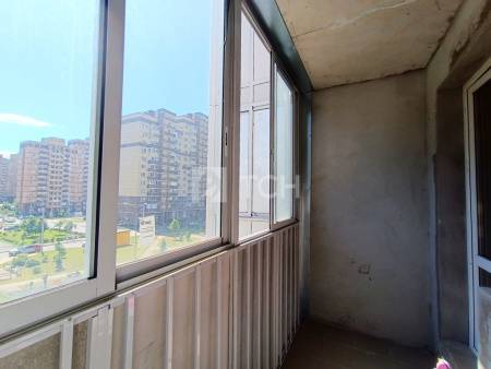 2-комн. квартира, посёлок городского типа Свердловский, улица Строителей, 3, #id2219516