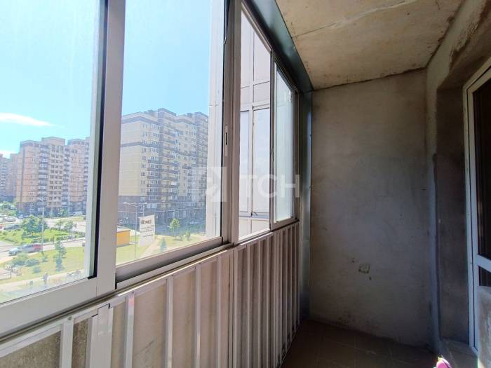 2-комн. квартира, посёлок городского типа Свердловский, улица Строителей, 3, #id2219516