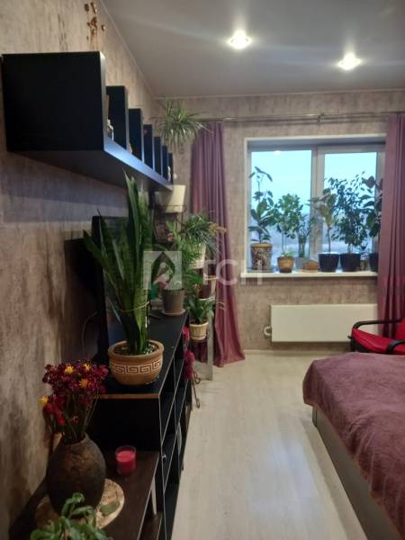 2-комн. квартира, посёлок городского типа Биокомбината, 17Б, #id1876339