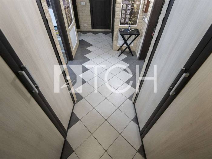 3-комн. квартира, Пироговский, ул Советская, 1В #id299902