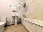 2-комн. квартира, посёлок городского типа Свердловский, Берёзовая улица, 2, #id2283390